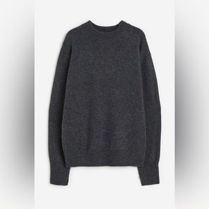 Fine-knit Sweater